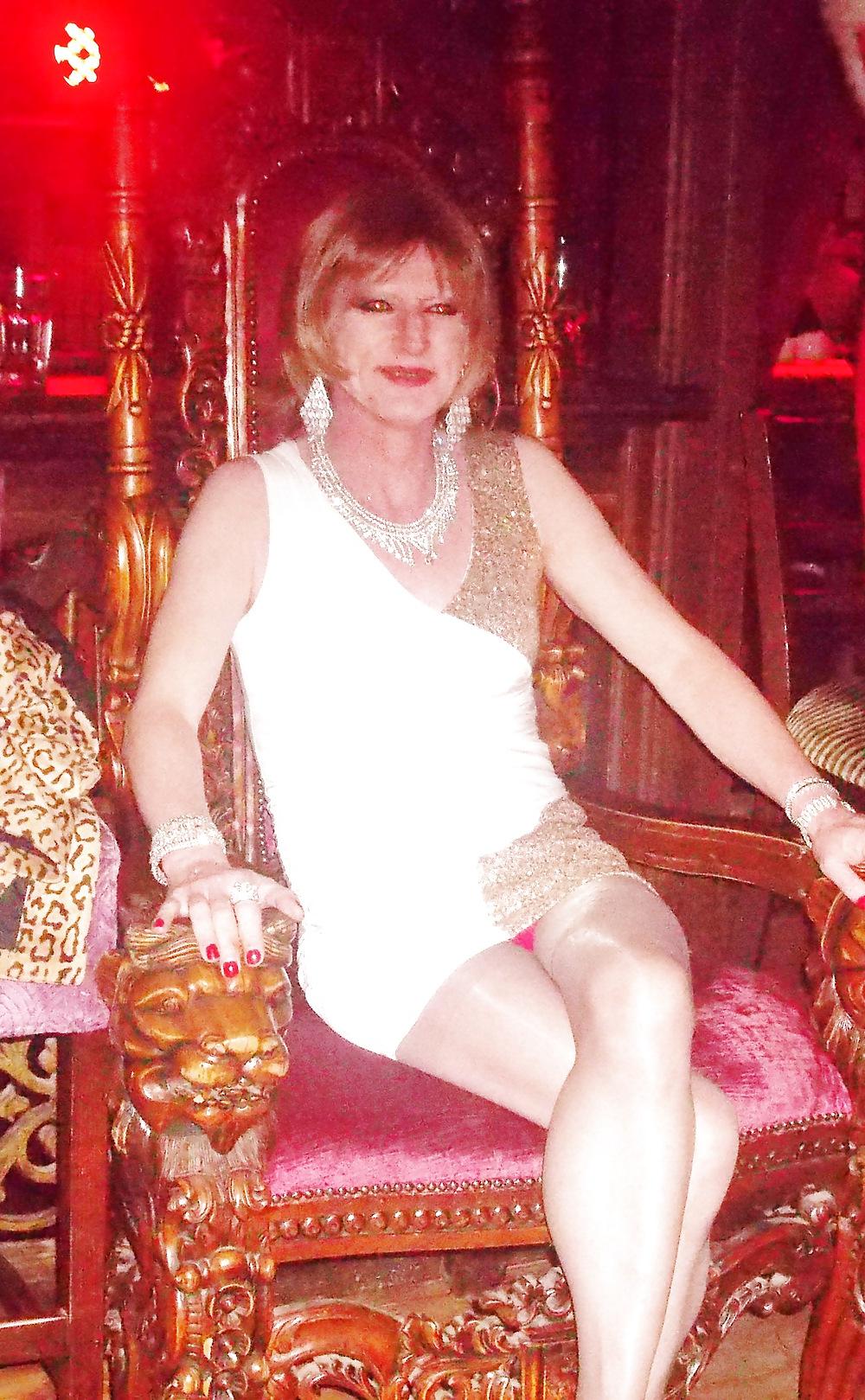 12P Kirsty tgirl
