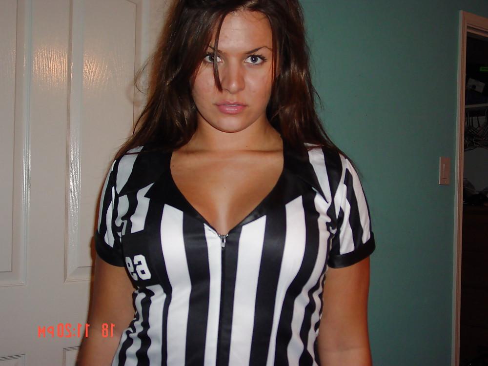 10P Pretty & Busty.