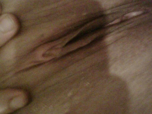24P My Wife pretty Pussy 