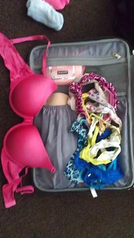 10P 31 Year Old Cousins Panties and Bra