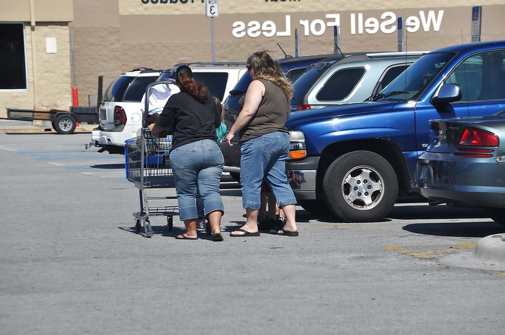 16P Thick Ass Thick Legs