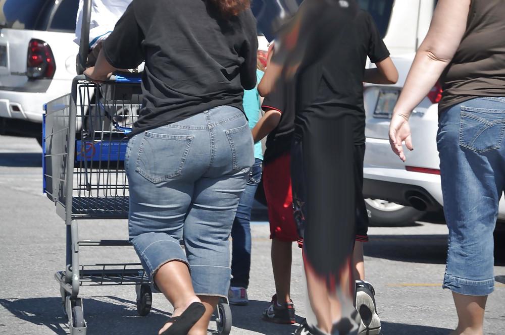 16P Thick Ass Thick Legs