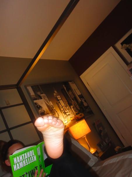 17P Pretty Toes and Wrinkled Soles