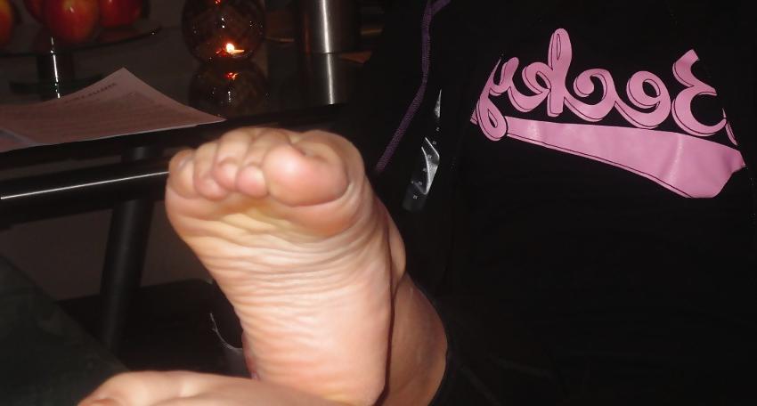 17P Pretty Toes and Wrinkled Soles