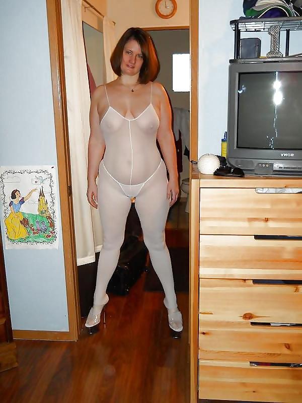 21P MILF's in lingeria