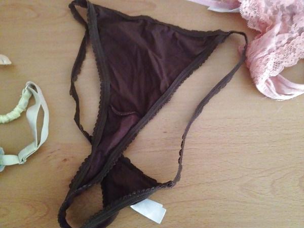 6P Bra and panties for wanking