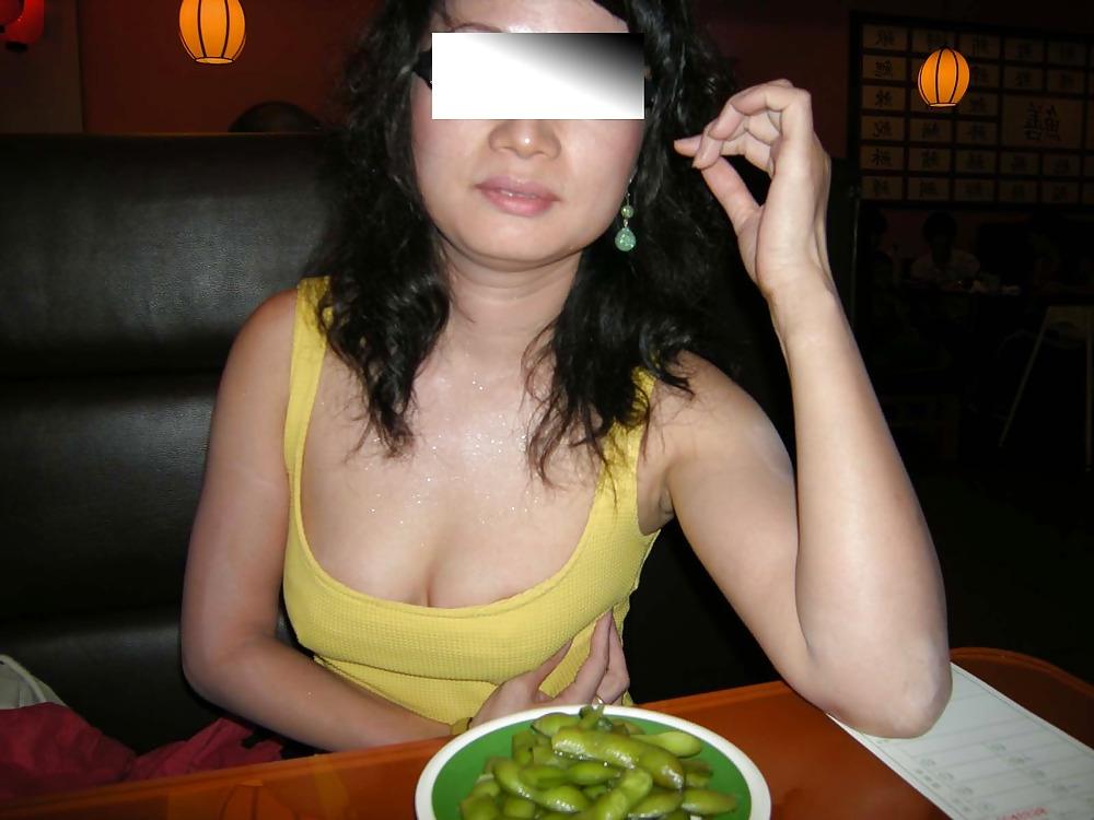 8P Slut  in the bar