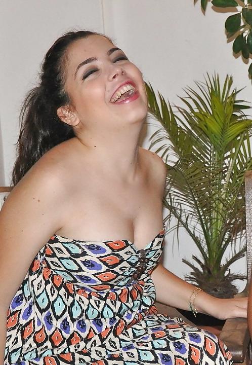 6P Radia Morocco Girl Cum On Her