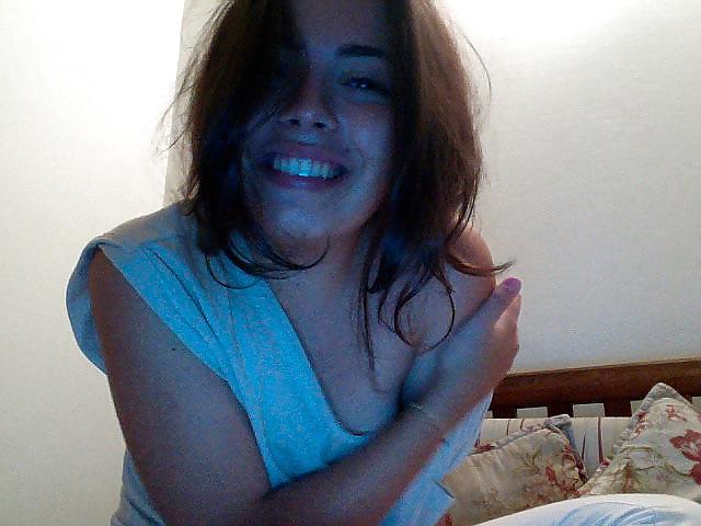 6P Radia Morocco Girl Cum On Her