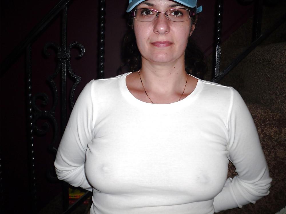 24P She forgot her bra 3.