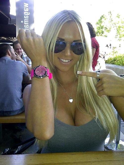 25P Big fake tits