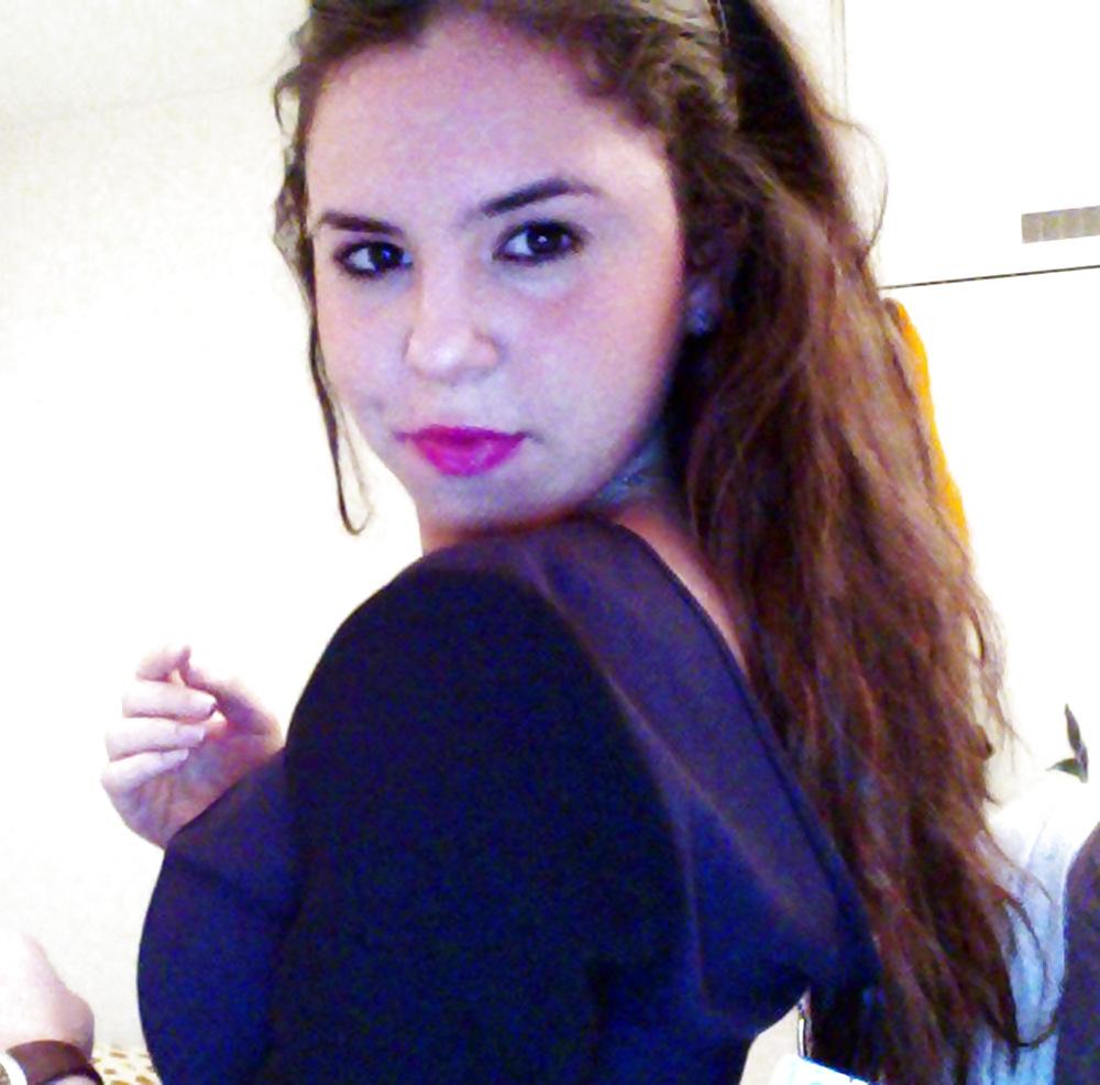 24P Sofya Morocco Girl Cum On Her