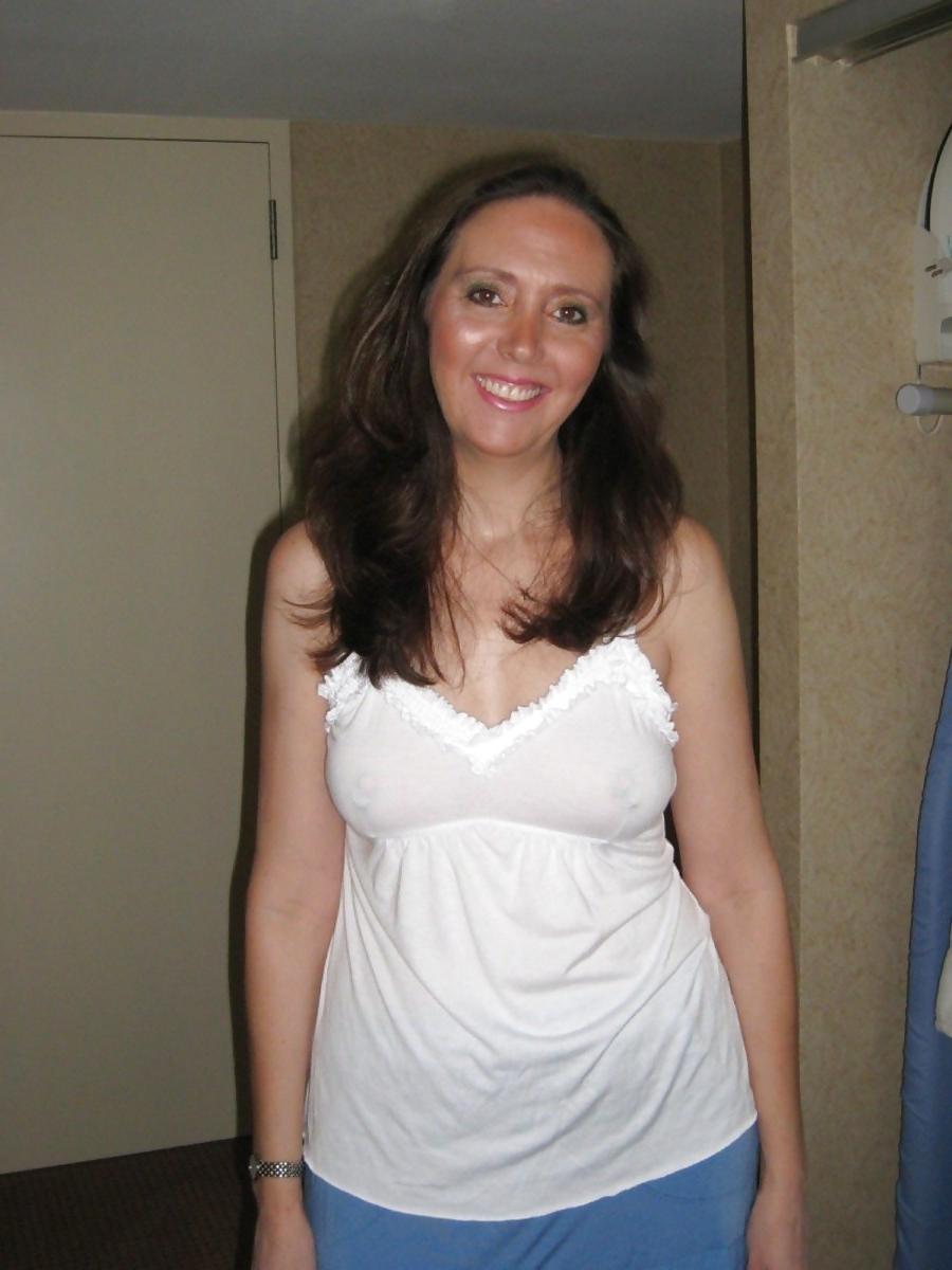 24P She forgot her bra 5.