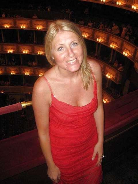 6P Exposed wife - mature blonde MILF