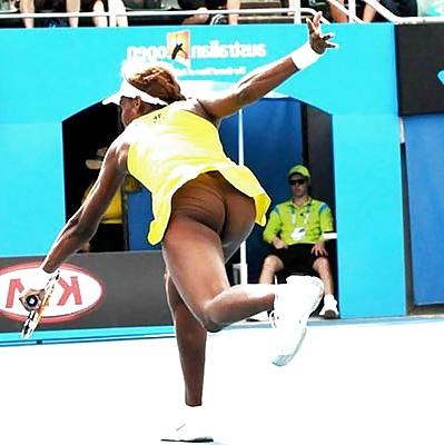 14P Tennis upskirt
