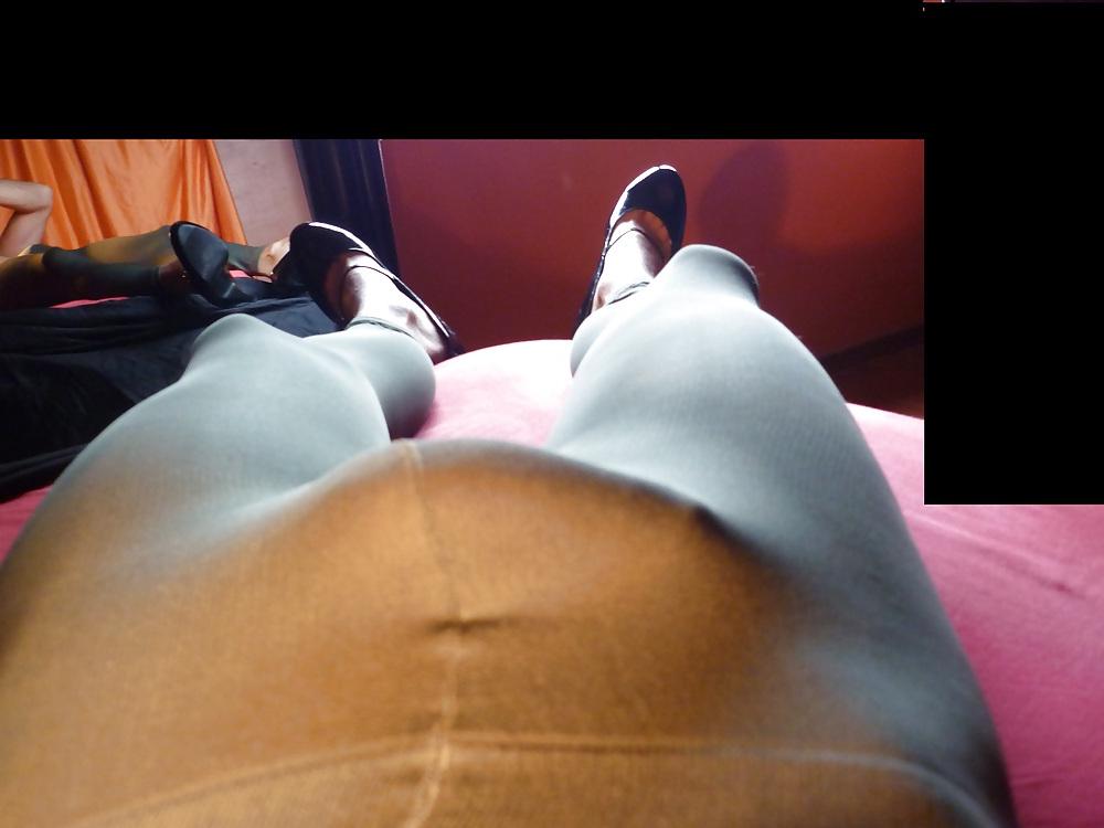 19P Cum on my leg