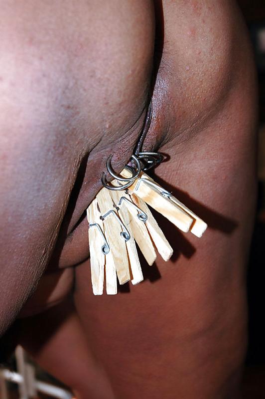 21P Slave's cunt part I