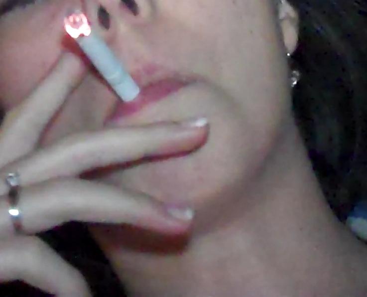 18P Fuck me while i smoke!!