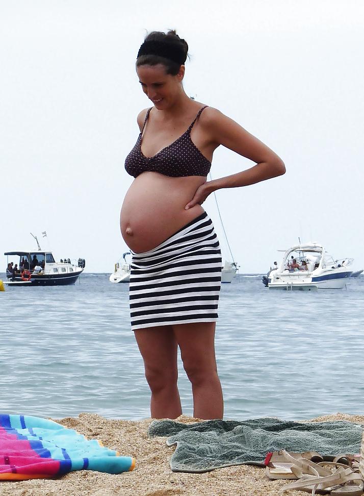 25P Pregnant cute girls