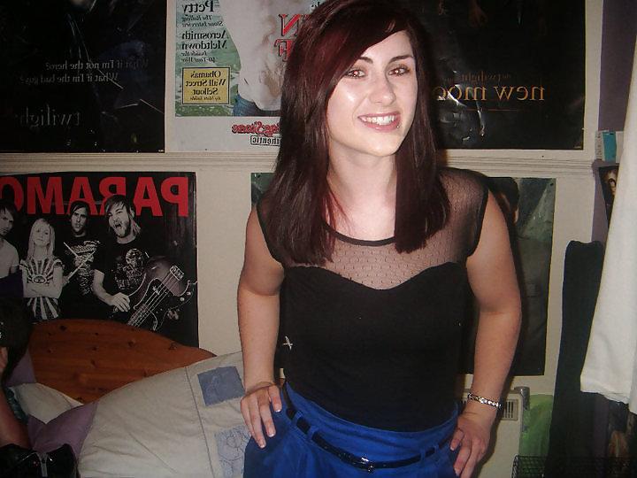 14P Cum on pic of Gemma and repost pic or vids