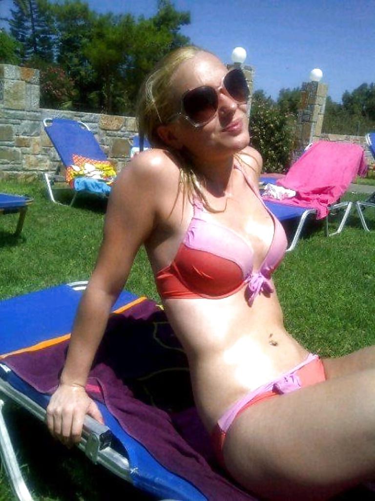 9P Me in bra