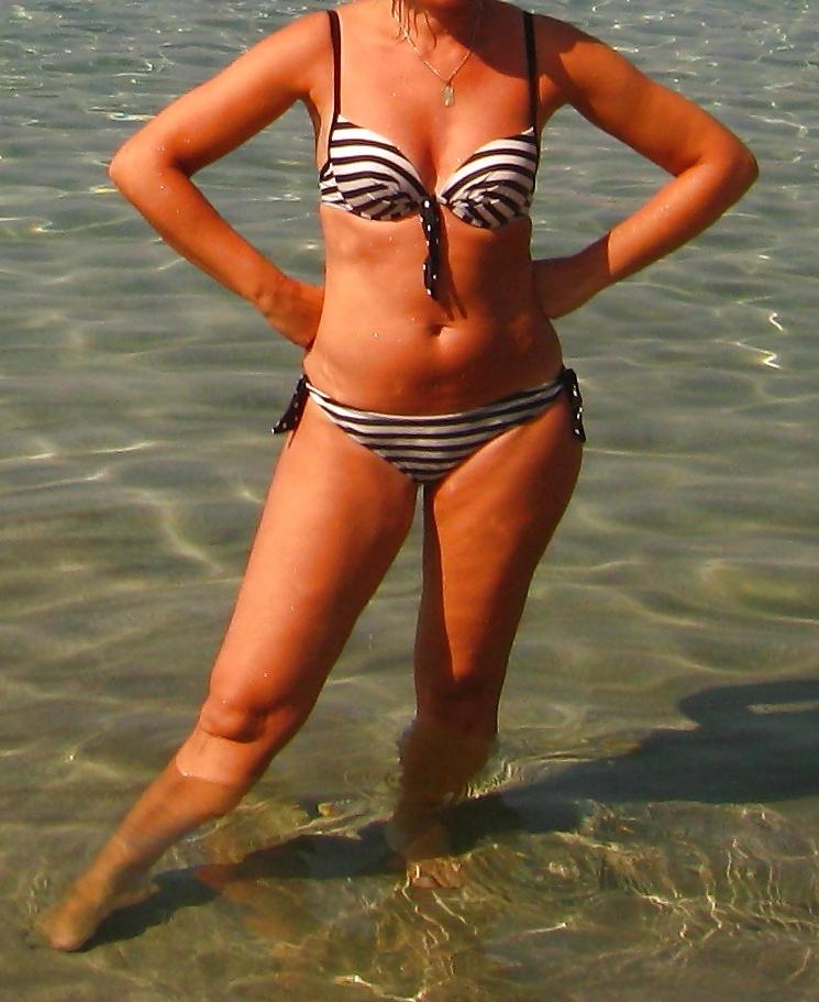 7P My milf mom in tour