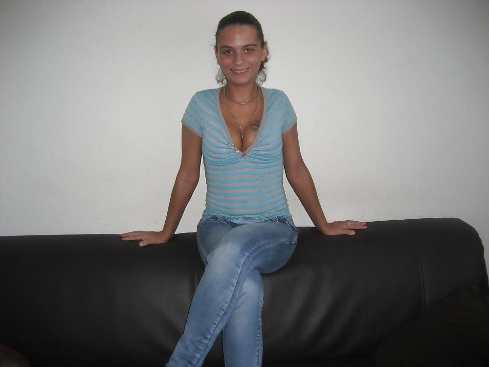 19P How would you fuck Izabel facebook girlfriend and her aunt?