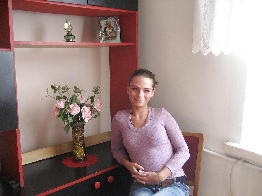 19P How would you fuck Izabel facebook girlfriend and her aunt?