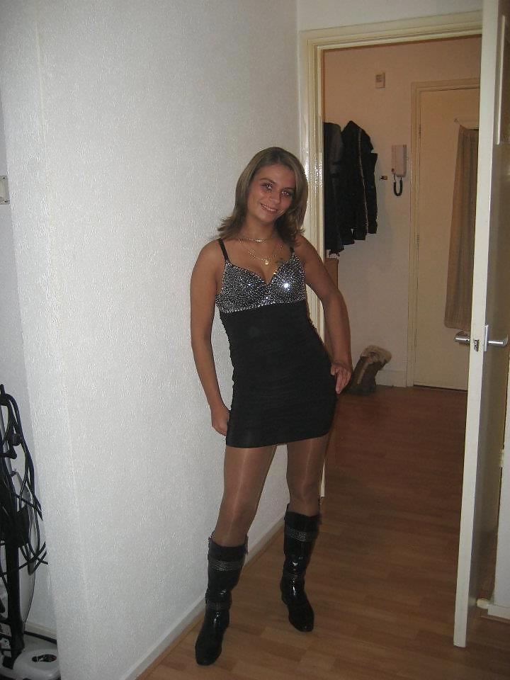 19P How would you fuck Izabel facebook girlfriend and her aunt?