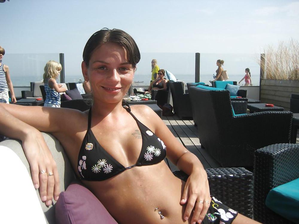 19P How would you fuck Izabel facebook girlfriend and her aunt?