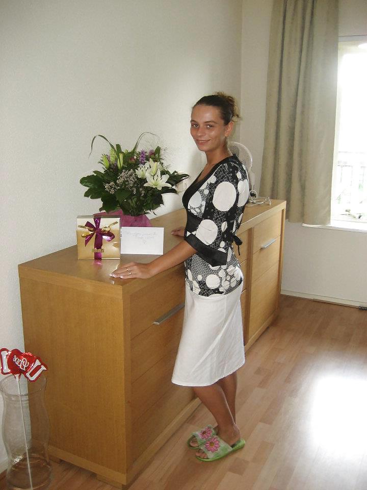 19P How would you fuck Izabel facebook girlfriend and her aunt?