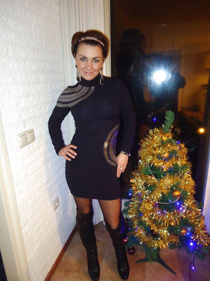 19P How would you fuck Izabel facebook girlfriend and her aunt?
