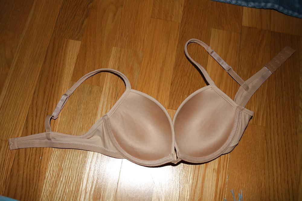 8P Cum in mom 34A bra