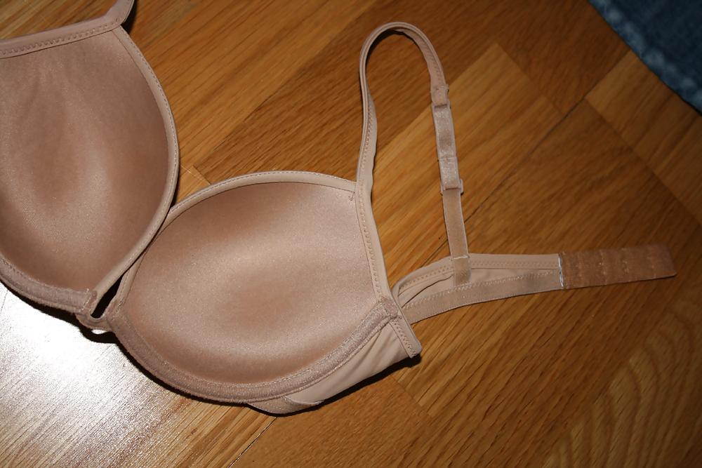 8P Cum in mom 34A bra