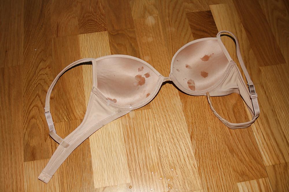8P Cum in mom 34A bra