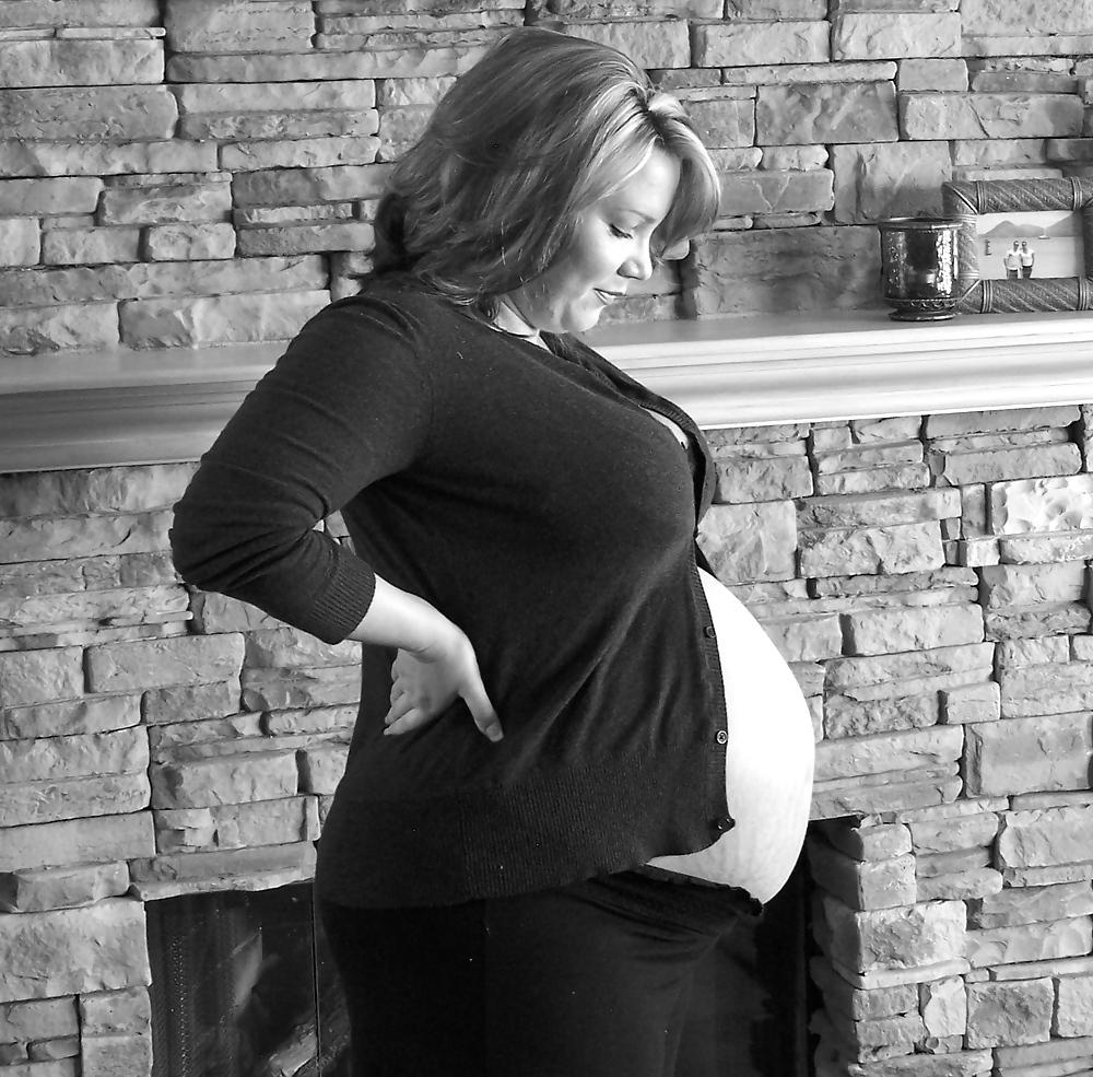 19P Pregnant lauren