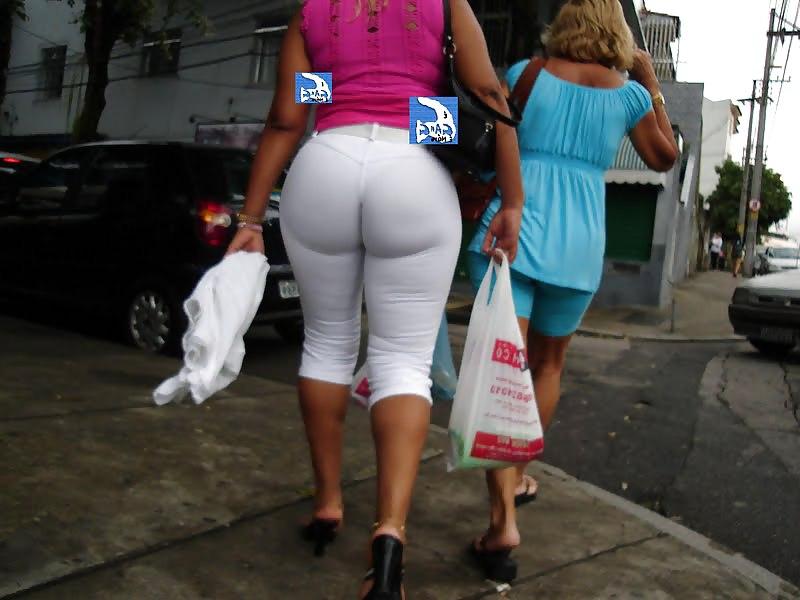 6P Gostosa na rua - hot milf in street