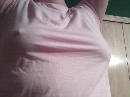 25P No bra