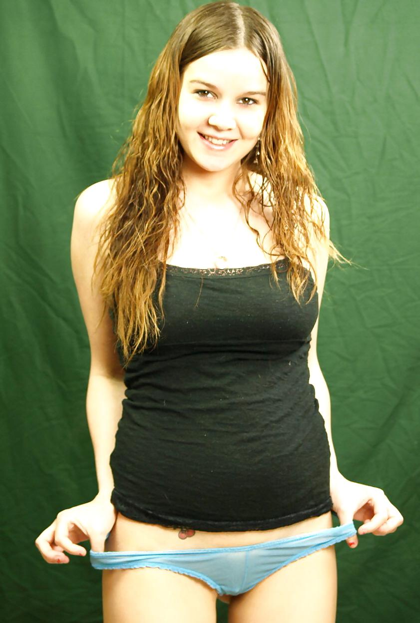 25P Pregnant Teen 1