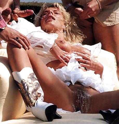 10P Blonde Andrea the cum-slut