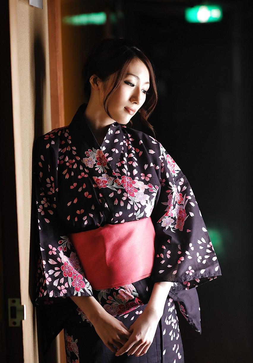 25P JULIA - 05 Beautiful Japanese PornStar