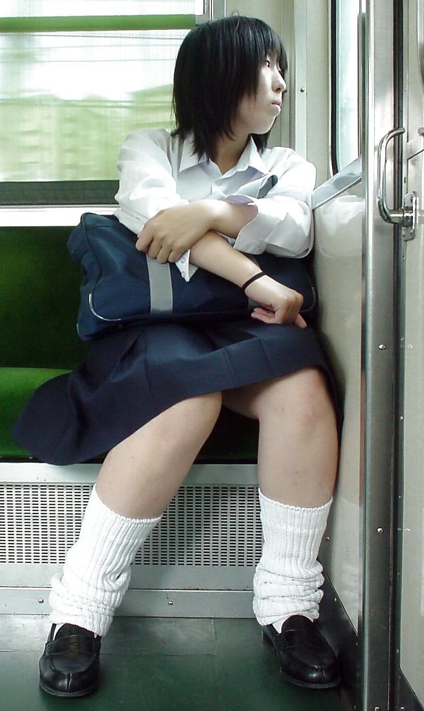 25P Japanese street whores: High School Edition 1