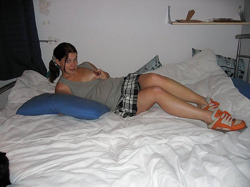 25P Pregnant slave Petra Pt 3