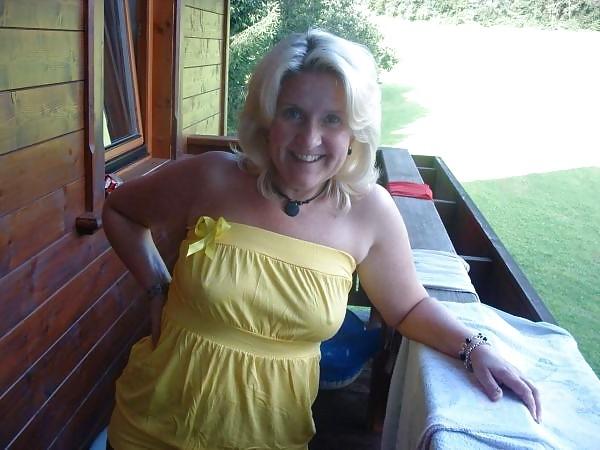 24P She forgot her bra 6.