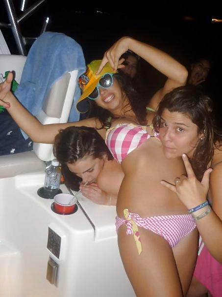 17P Mexican Girls Chicas Mexicanas