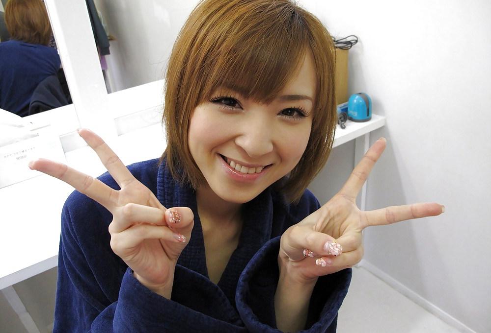 25P Hikaru Shiina - 04 Japanese Beauties