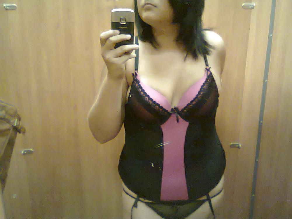 25P She's Pretty & Curvy