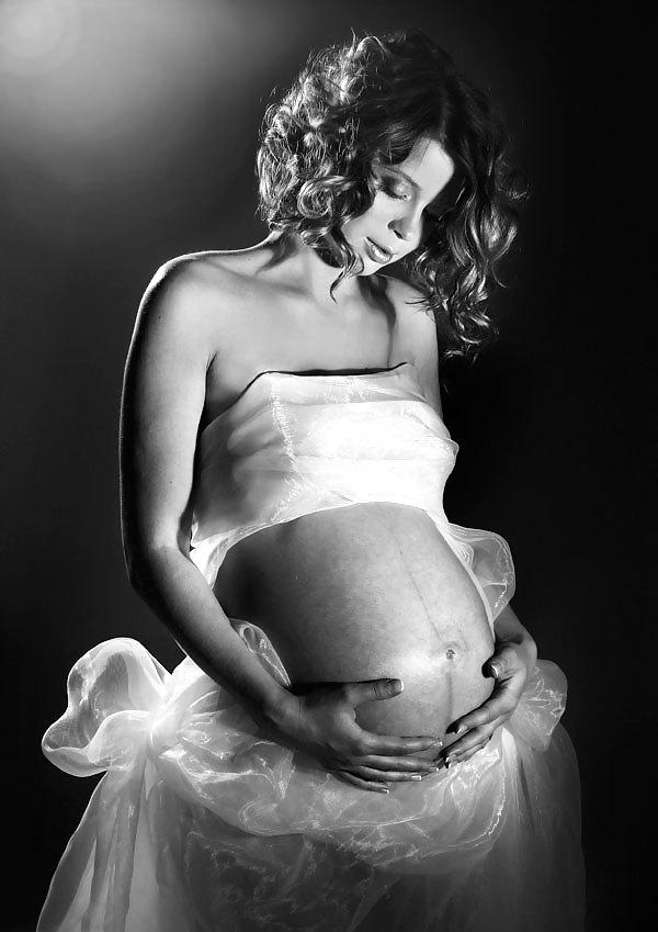 18P Arty Pregnant NN