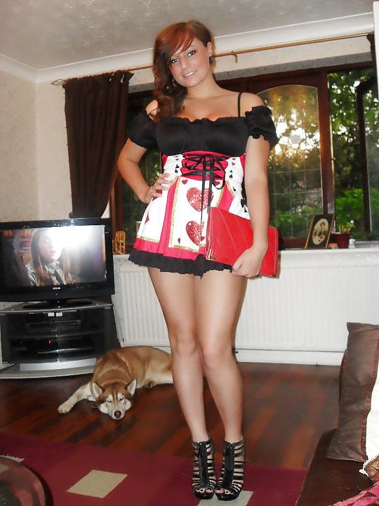 14P Everyone Wants To Cum On Isabel