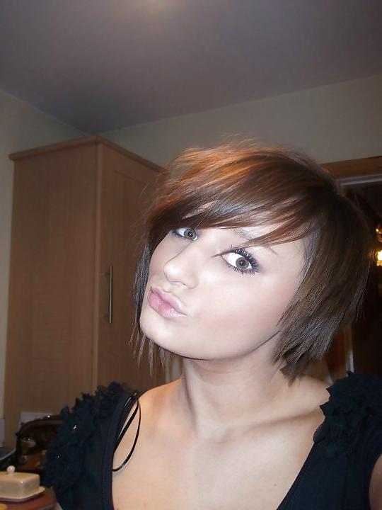 14P Everyone Wants To Cum On Isabel